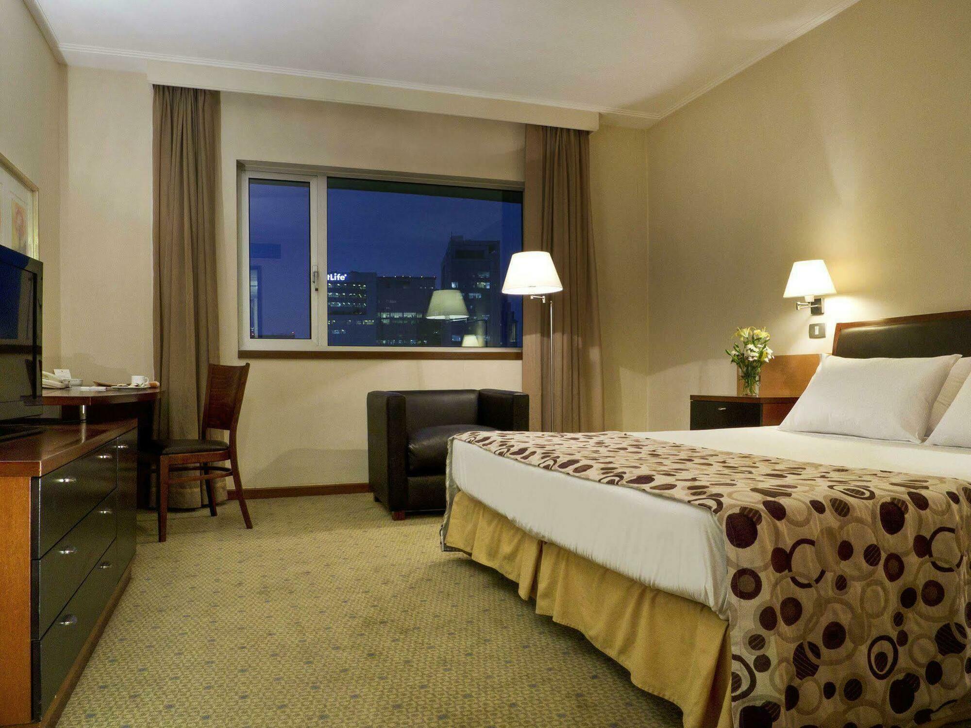 Mercure Centro Hotel Santiago